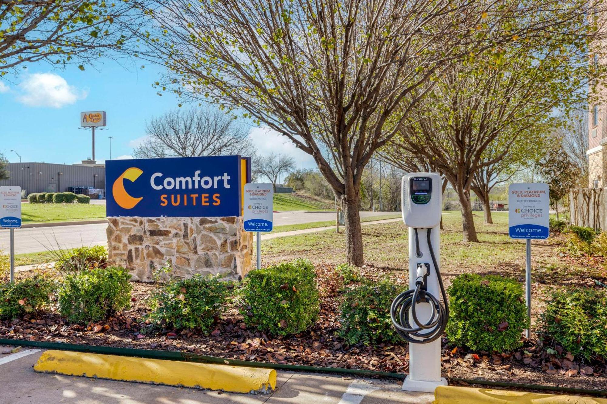 Comfort Suites Benbrook Exterior foto